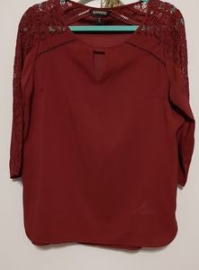Express lace top